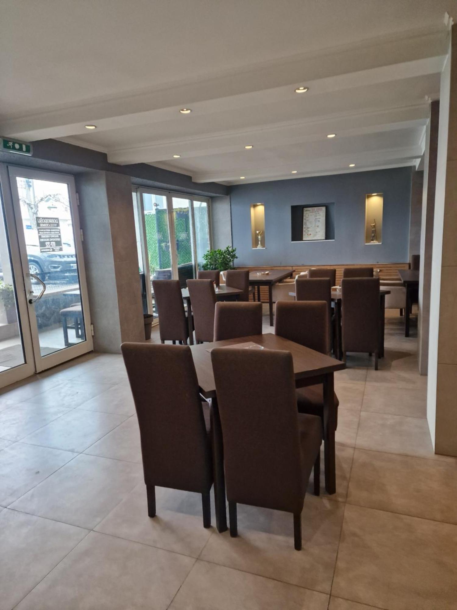 קראלג'בו Hotel Djerdan מראה חיצוני תמונה