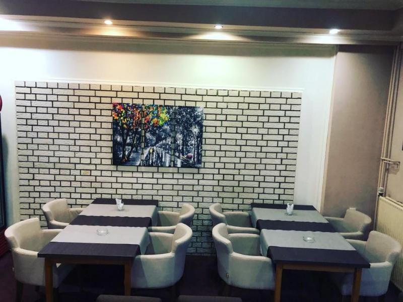קראלג'בו Hotel Djerdan מראה חיצוני תמונה